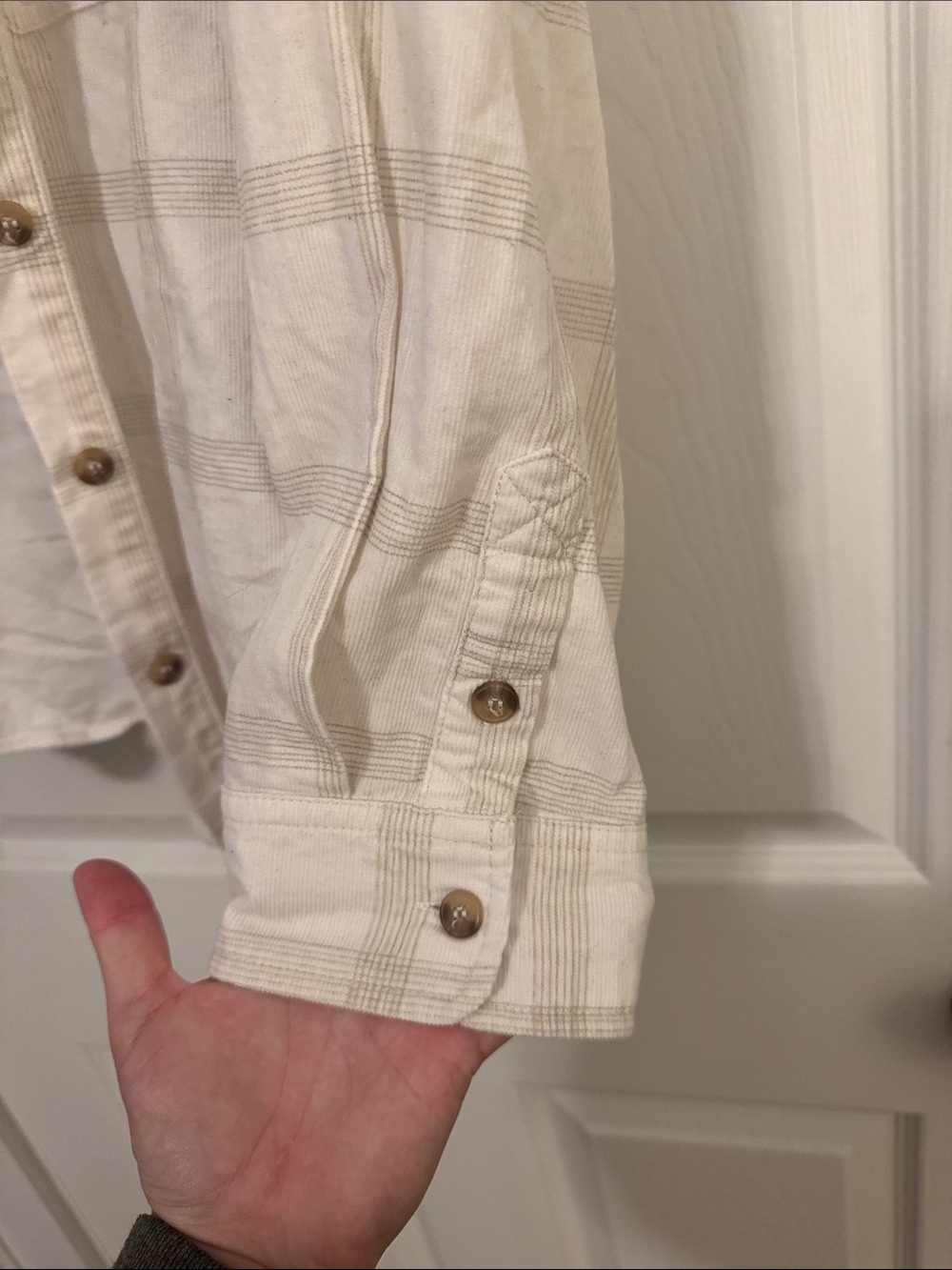 HoneyCloth Relaxed White and Beige 100% Cotton Plaid Button-Down Shirt - Women - Picture 6 of 11